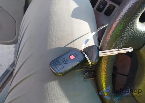 2004 Toyota 4Runner Sr5 V6 from USA, damaged, VIN JTEZU14R148022215